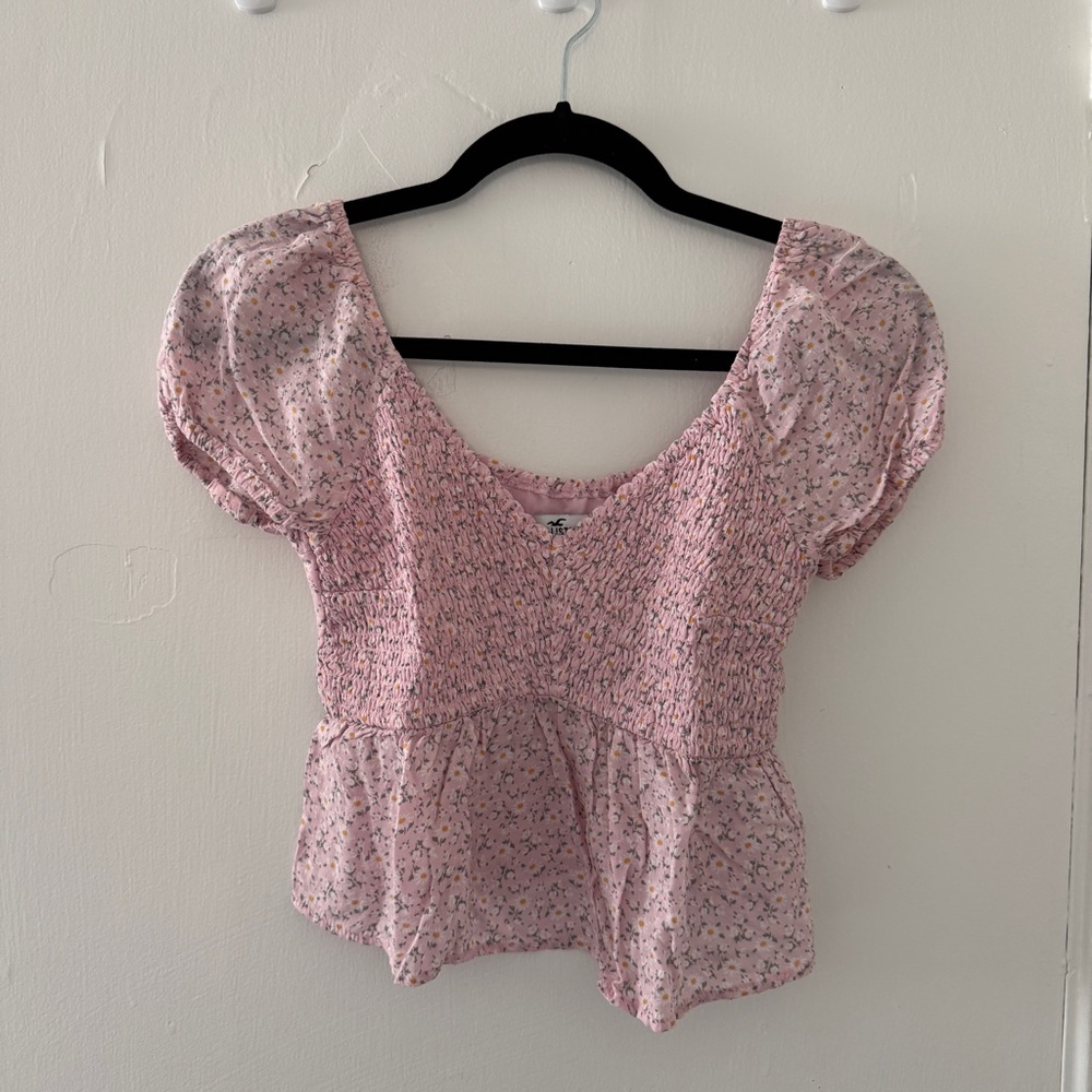 Hollister Pink Floral Smocked Blouse | Size: Small